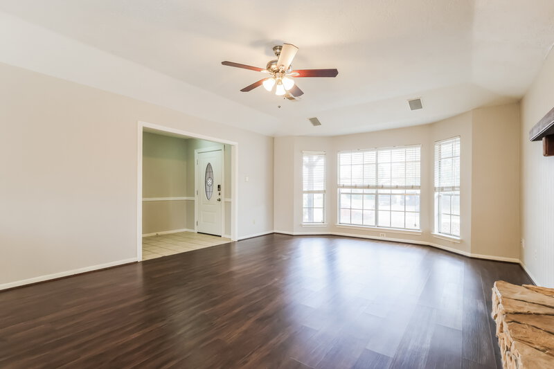 1,660/Mo, 23219 Timberbrook Dr Spring, TX 77373 Living Room View 3