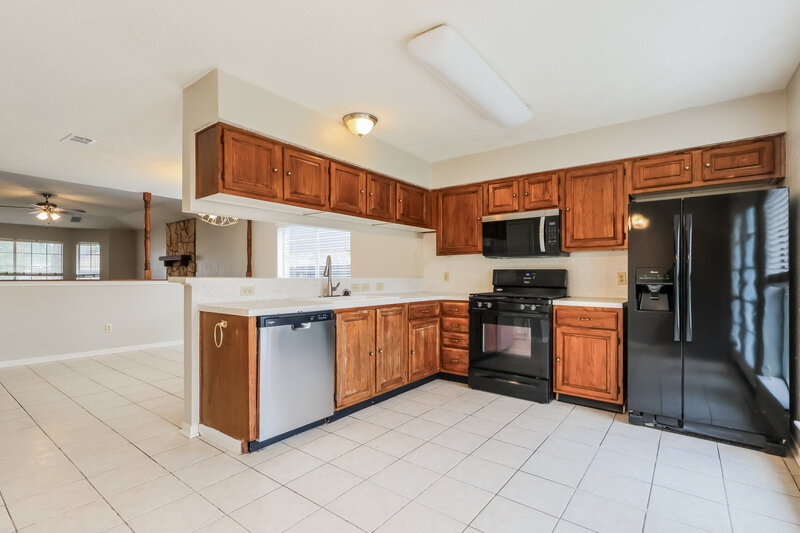 1,660/Mo, 23219 Timberbrook Dr Spring, TX 77373 Kitchen View 2