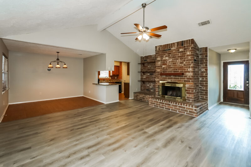 2,005/Mo, 7306 Skybright Ln Houston, TX 77095 Living Room View 2