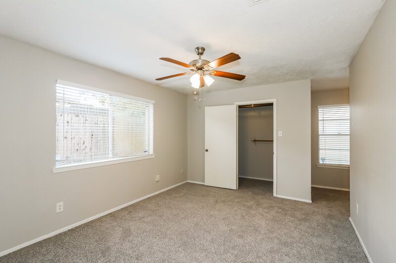 2,005/Mo, 7306 Skybright Ln Houston, TX 77095 Main Bedroom View