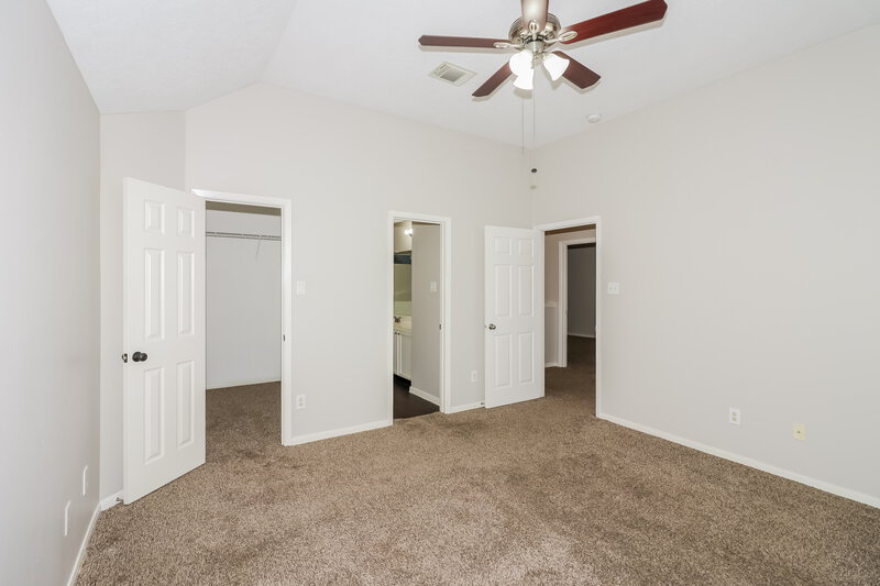2,010/Mo, 19715 River Pointe Ln Katy, TX 77449 Main Bedroom View