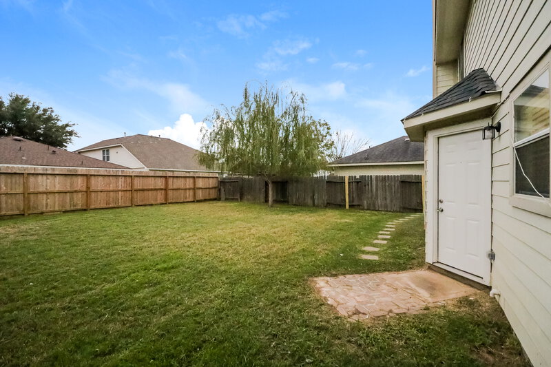 2,010/Mo, 19715 River Pointe Ln Katy, TX 77449 Rear View