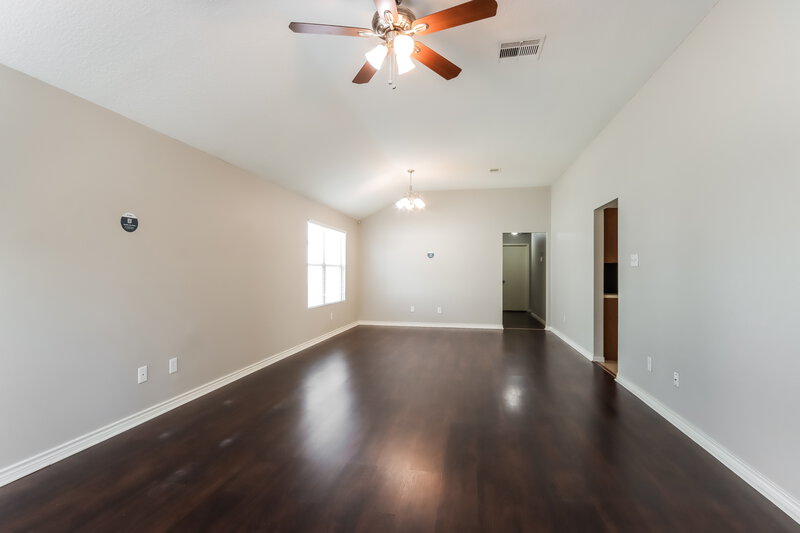 1,600/Mo, 9849 Youpon Ridge Way Conroe, TX 77385 Living Room View