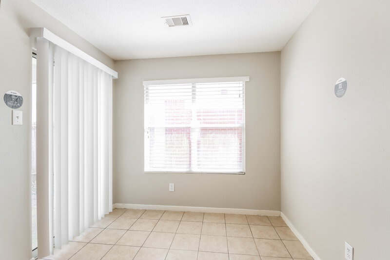 1,600/Mo, 9849 Youpon Ridge Way Conroe, TX 77385 Breakfast Nook View