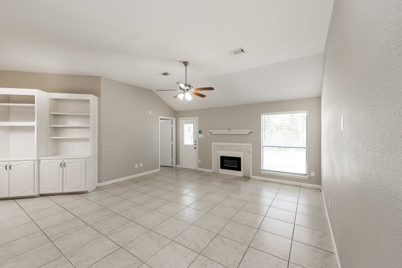2,660/Mo, 3035 Sandpiper St Humble, TX 77396 Living Room View