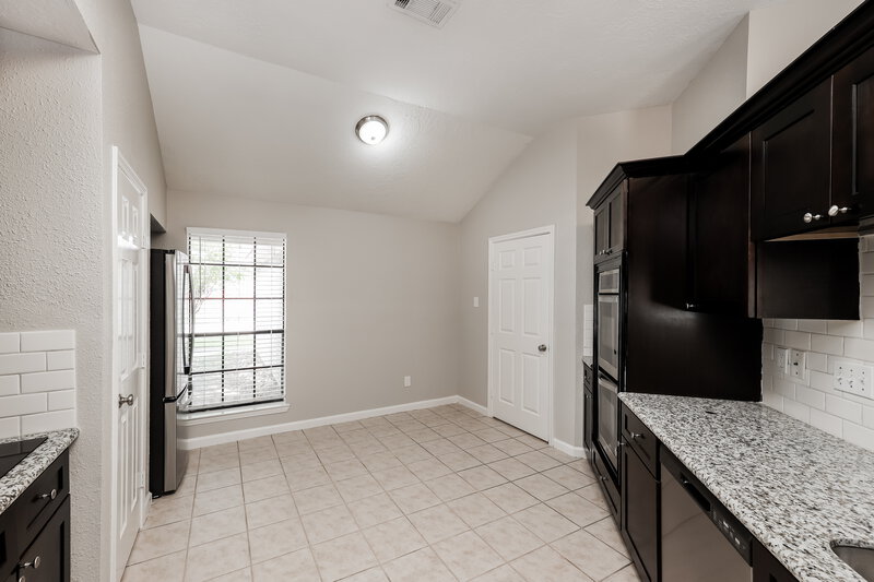 2,660/Mo, 3035 Sandpiper St Humble, TX 77396 Dining Room View 2