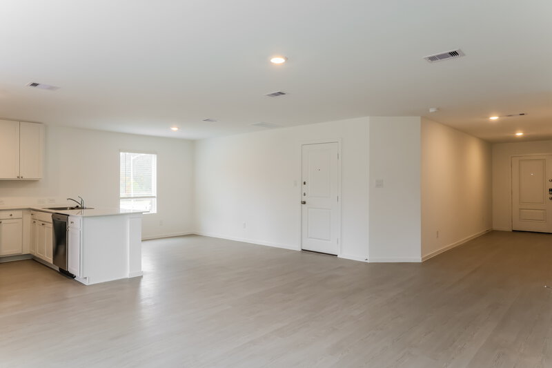 1,765/Mo, 2084 Cedar Way Dr Conroe, TX 77301 Living Room View 3