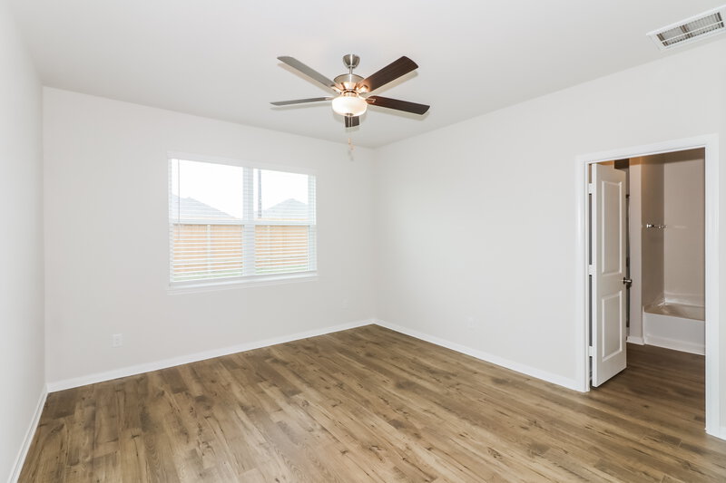 1,865/Mo, 7518 Tipton Meadow Way Richmond, TX 77469 Main Bedroom View 2