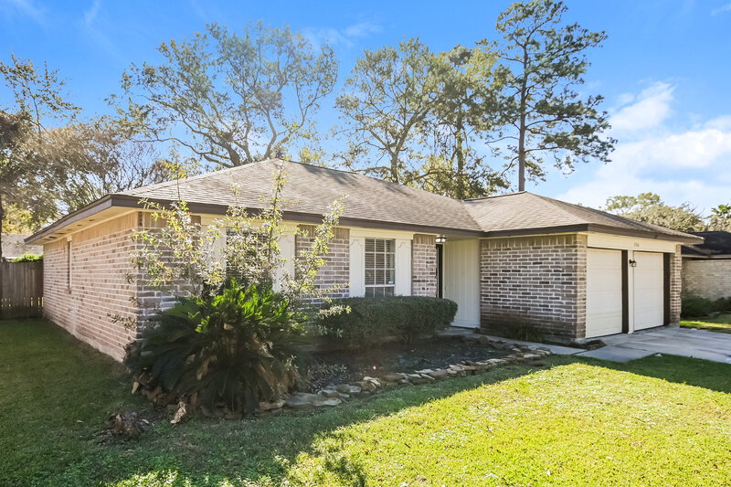 1,545/Mo, 2506 Summer Spring Dr Spring, TX 77373 Front View