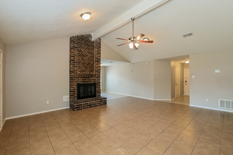 1,545/Mo, 2506 Summer Spring Dr Spring, TX 77373 Living Room View 2