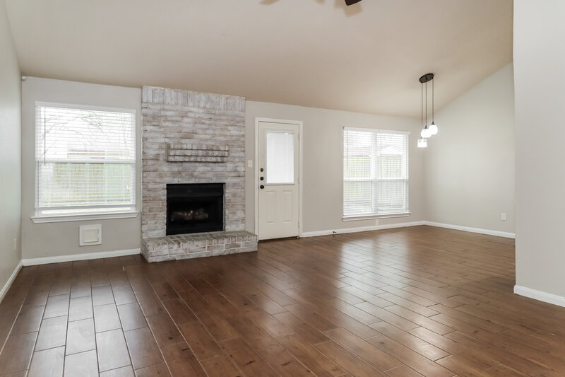 1,785/Mo, 4103 Algernon Dr Spring, TX 77373 Living Room View