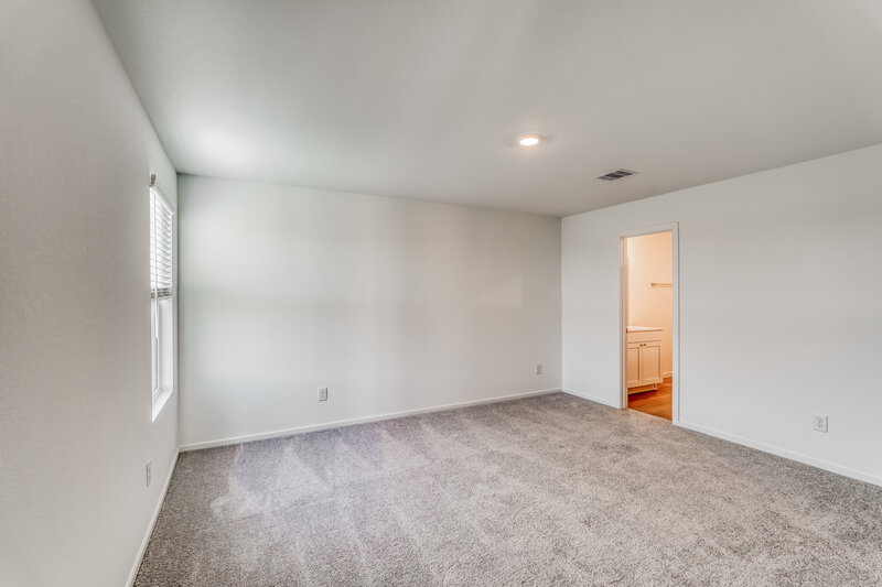 2,100/Mo, 472 San Miguel Creek Dr Katy, TX 77493 Main Bedroom View