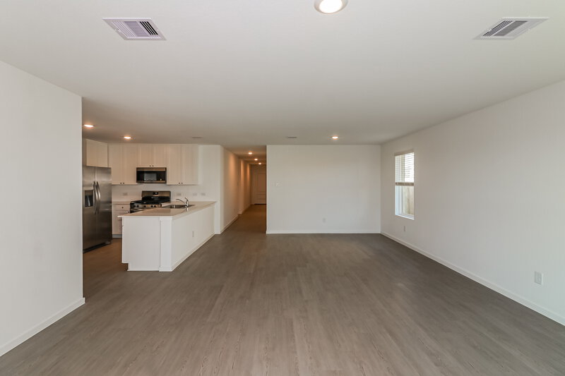2,075/Mo, 468 San Miguel Creek Dr Katy, TX 77493 Living Room View 2