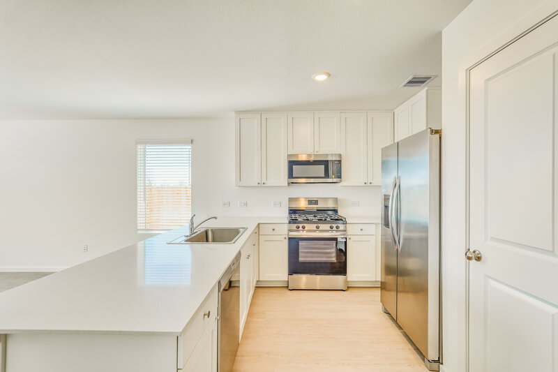 2,030/Mo, 476 San Miguel Creek Dr Katy, TX 77493 Kitchen View