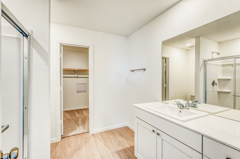 2,030/Mo, 476 San Miguel Creek Dr Katy, TX 77493 Main Bathroom View