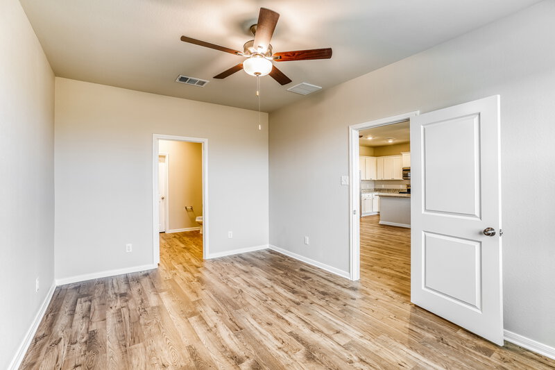 1,815/Mo, 7531 Tipton Meadow Way Richmond, TX 77469 Main Bedroom View 2