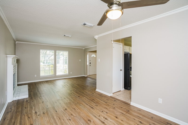 1,945/Mo, 22802 Braken Manor Ln Katy, TX 77449 Dining Room View 2
