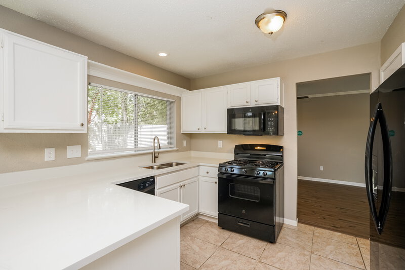 1,945/Mo, 22802 Braken Manor Ln Katy, TX 77449 Kitchen View
