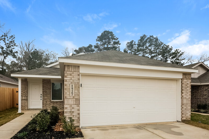 1,560/Mo, 1527 Sunset Ridge Dr Conroe, TX 77303 External View