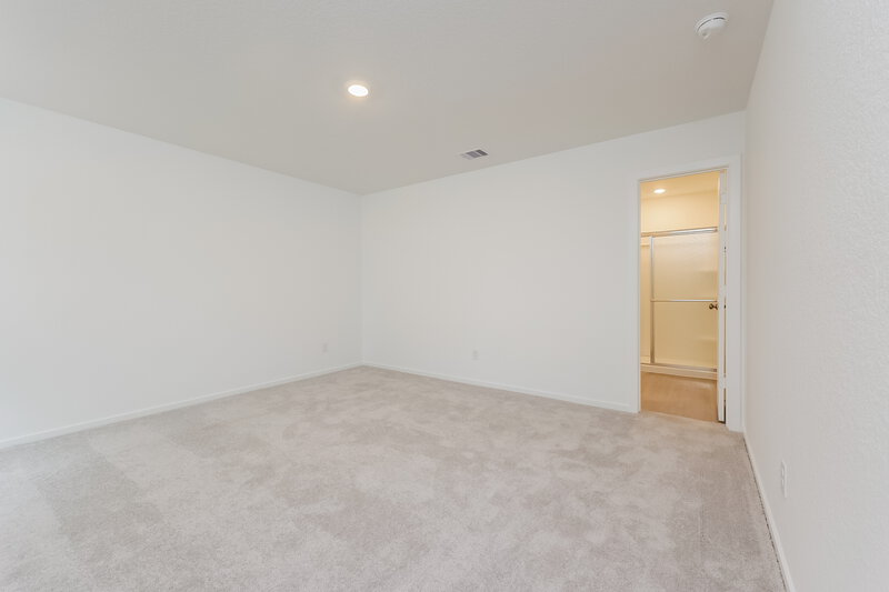 1,560/Mo, 1527 Sunset Ridge Dr Conroe, TX 77303 Main Bedroom View 2