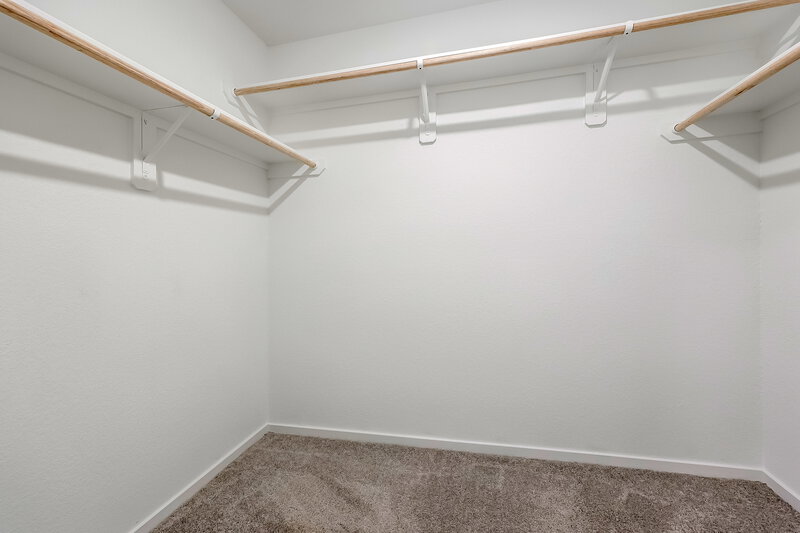 1,600/Mo, 1531 Sunset Ridge Dr Conroe, TX 77303 Walk In Closet View