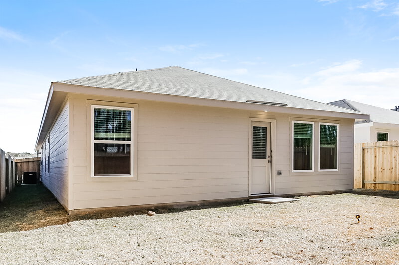 1,600/Mo, 1531 Sunset Ridge Dr Conroe, TX 77303 Rear View