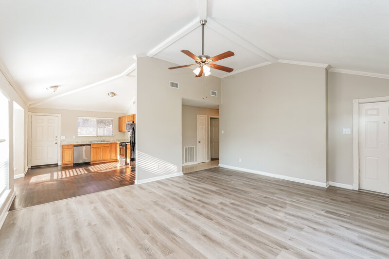 1,745/Mo, 10018 Spotted Horse Dr Houston, TX 77064 Living Room View 3