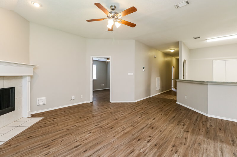 1,970/Mo, 22707 Tree House Ln Spring, TX 77373 Living Room View 2