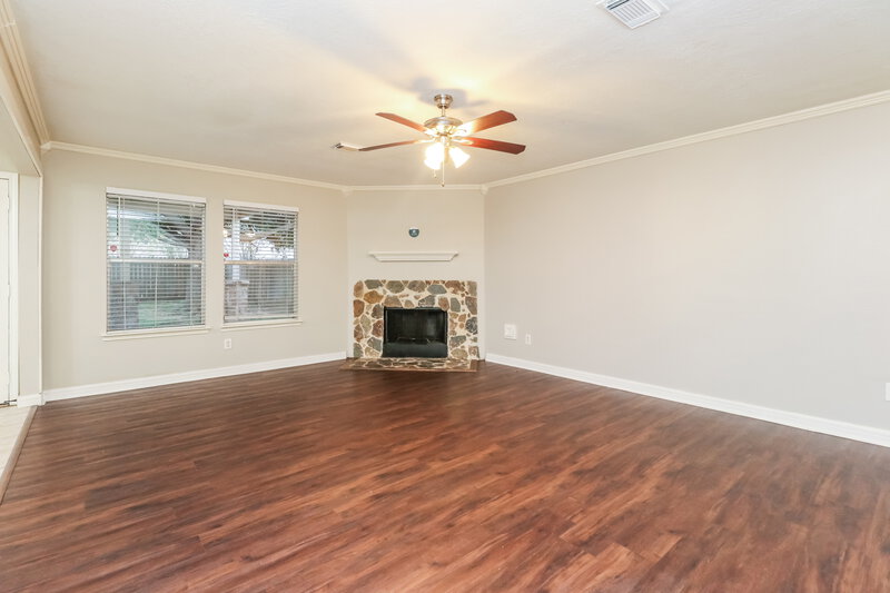 1,935/Mo, 11710 Sandy Stream Dr Tomball, TX 77375 Living Room View 2