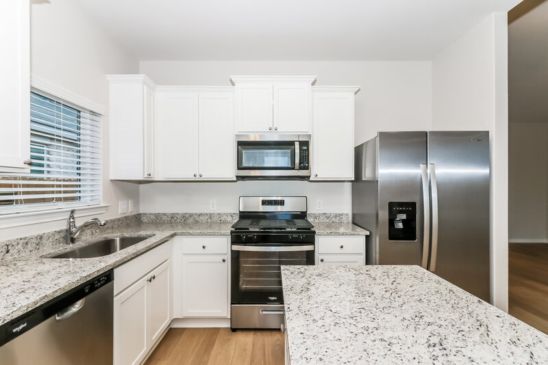 2,095/Mo, 416 Mustang Trot Dr Katy, TX 77493 Kitchen View