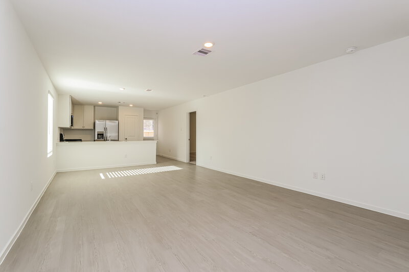 1,665/Mo, 1523 Sunset Ridge Dr Conroe, TX 77303 Living Room View