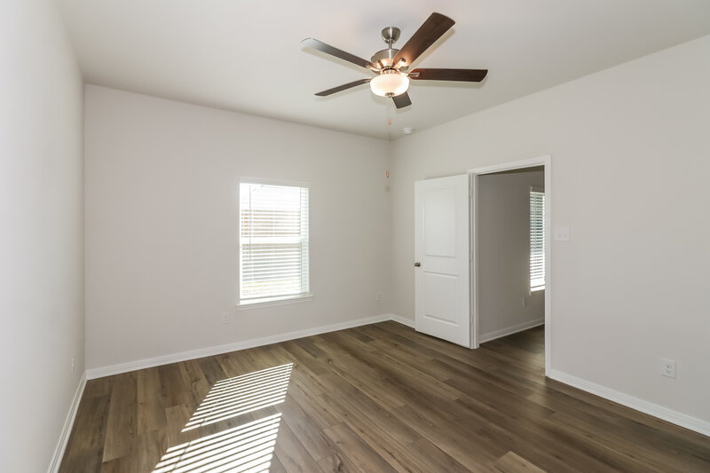 1,950/Mo, 420 Mystic Slopes Dr Katy, TX 77493 Main Bedroom View 2