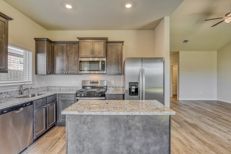 1,950/Mo, 456 Beechwood Hacienda Dr Katy, TX 77493 Kitchen View 3