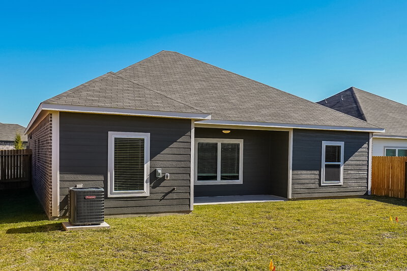 1,950/Mo, 456 Beechwood Hacienda Dr Katy, TX 77493 Rear View