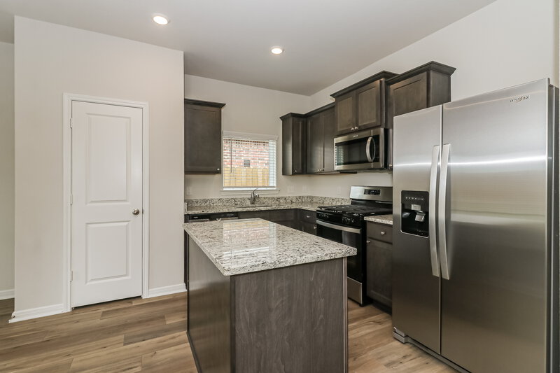 1,950/Mo, 464 Beechwood Hacienda Dr Katy, TX 77493 Kitchen View