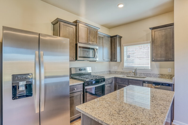 1,950/Mo, 409 Mustang Trot Dr Katy, TX 77493 Kitchen View