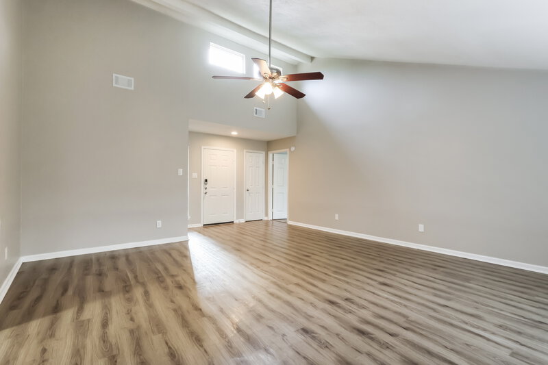 1,945/Mo, 7327 Shady Vale Ln Houston, TX 77040 Misc View 4