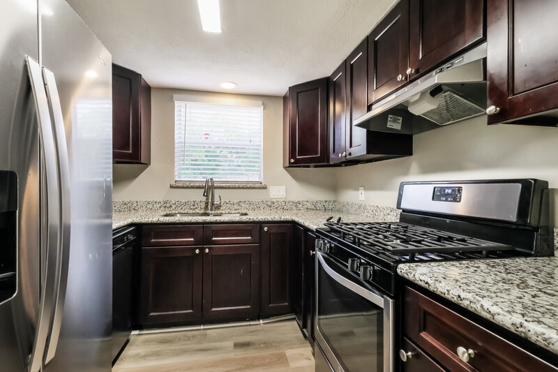 1,945/Mo, 7327 Shady Vale Ln Houston, TX 77040 Misc View 6