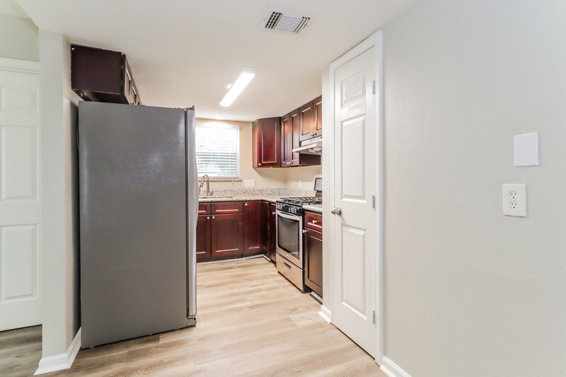 1,935/Mo, 7327 Shady Vale Ln Houston, TX 77040 Misc View 7