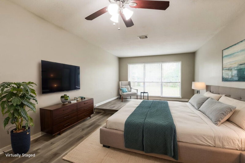 1,945/Mo, 7327 Shady Vale Ln Houston, TX 77040 Misc View 9