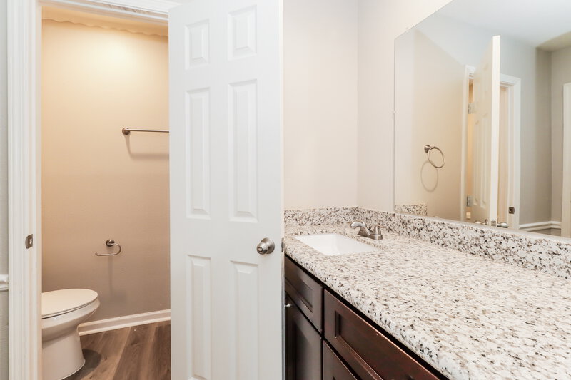 1,935/Mo, 7327 Shady Vale Ln Houston, TX 77040 Misc View 12