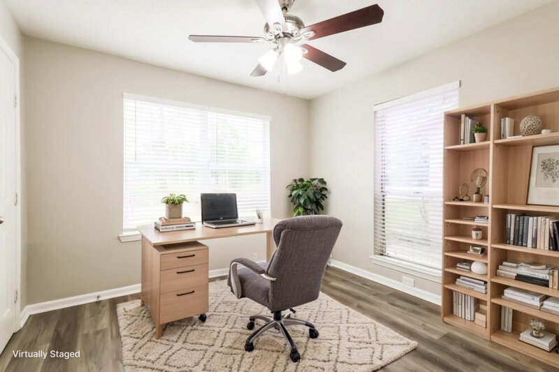 1,945/Mo, 7327 Shady Vale Ln Houston, TX 77040 Misc View 12