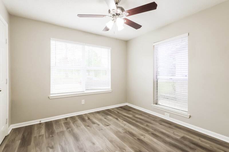 1,945/Mo, 7327 Shady Vale Ln Houston, TX 77040 Misc View 13