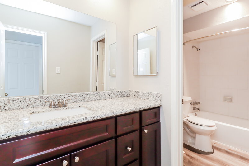 1,935/Mo, 7327 Shady Vale Ln Houston, TX 77040 Misc View 16