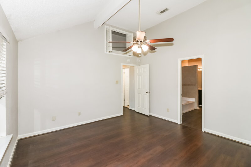 1,760/Mo, 24102 Scrivener Ln Katy, TX 77493 Main Bedroom View 2