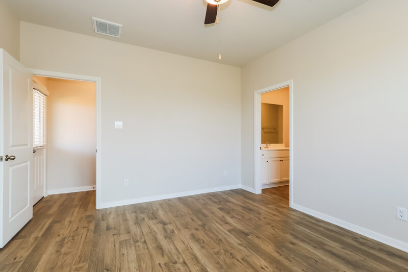2,050/Mo, 408 San Miguel Creek Dr Katy, TX 77493 Bedroom View 2