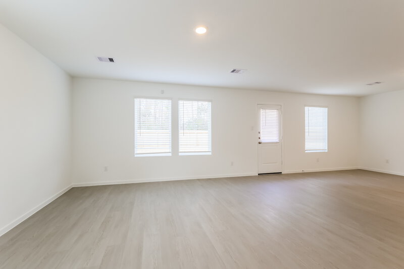 1,790/Mo, 1539 Sunset Ridge Dr Conroe, TX 77303 Living Room View