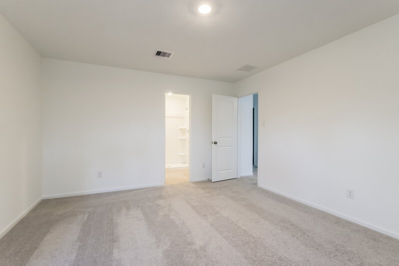 1,790/Mo, 1539 Sunset Ridge Dr Conroe, TX 77303 Main Bedroom View 2