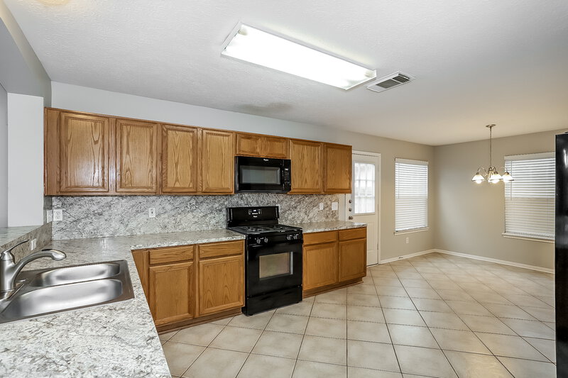 2,315/Mo, 16314 Sylvan Dale Dr Humble, TX 77346 Kitchen View
