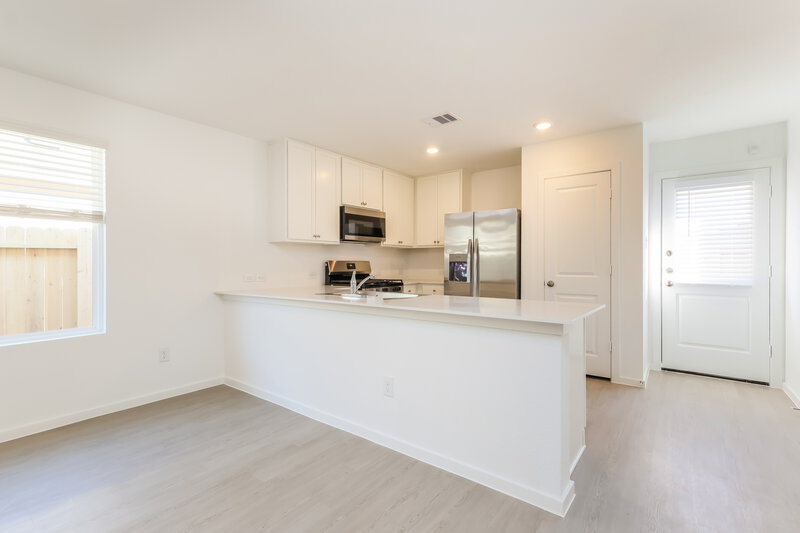 1,570/Mo, 1536 Sunset Ridge Dr Conroe, TX 77303 Kitchen View